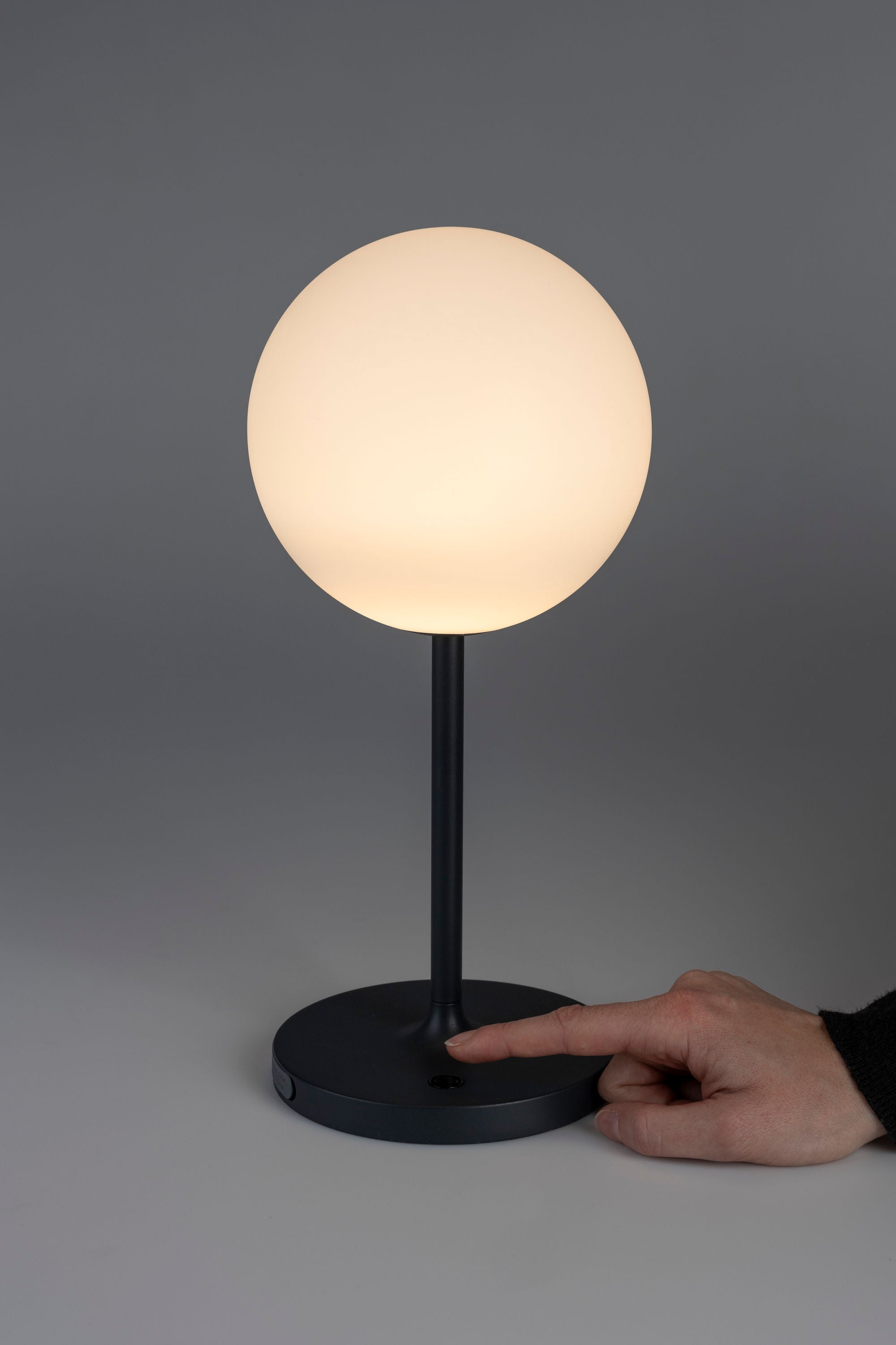 Hub Blue Orb Table Lamp